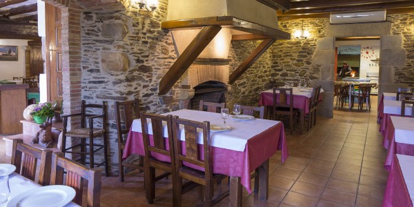 Can Mascort, restaurant, ctra. dels Àngels
